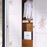 Internal wardrobe